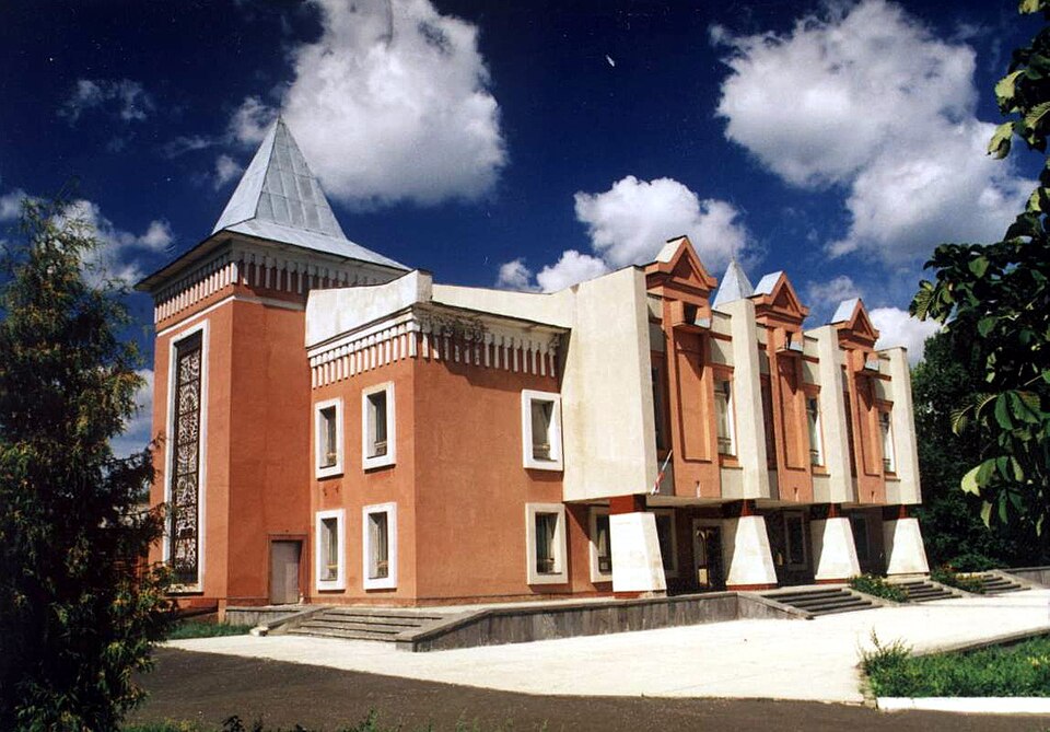 Fayl:BalashovMuzeum.jpg