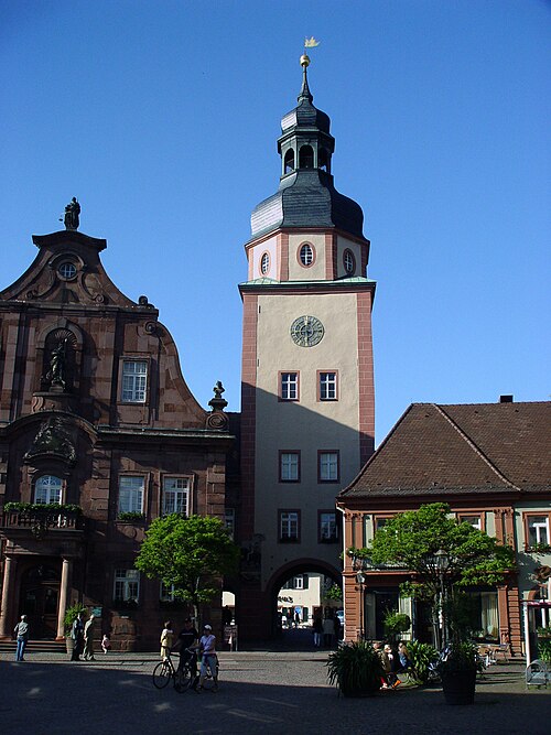 Fayl:Rathausturm Ettlingen.JPG