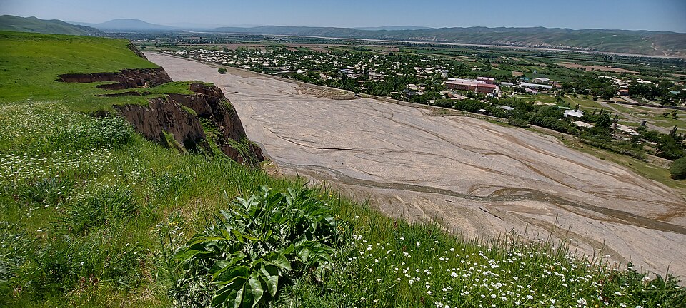 Fayl:GulrezDahana.jpg