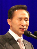 Koreya Respublikasi Lee Myung-bak[18]