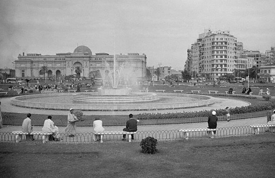 Fayl:Tahrir Square in 1941.jpg