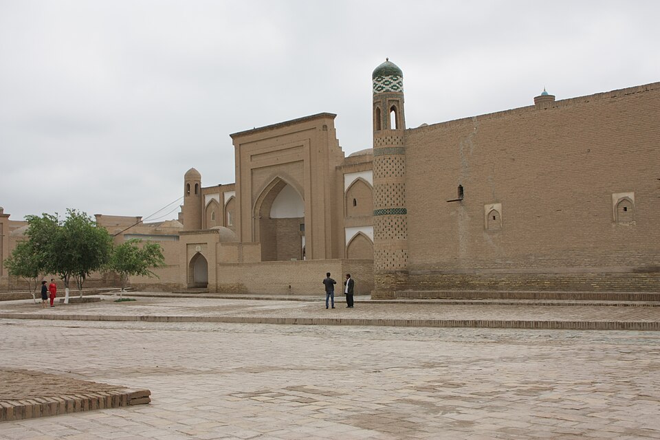 Fayl:Arab Mohammed Khan Madrassa 02.jpg