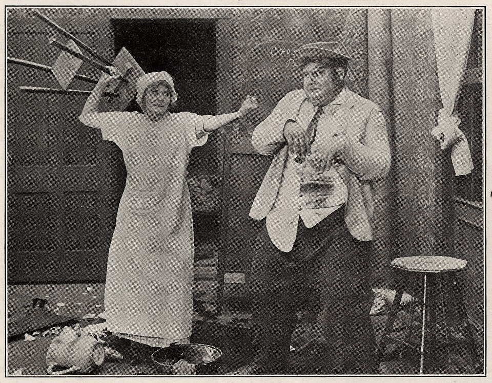 Fayl:Cleaning Time (1915).jpg