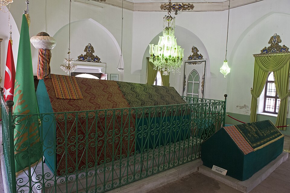 Fayl:Yildirim Tomb 7151.jpg