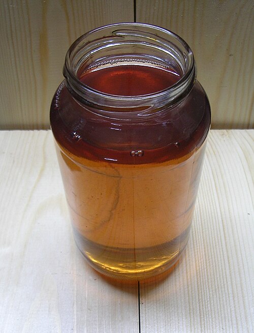 Fayl:Diesel in mason jar.JPG