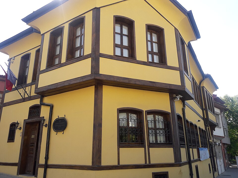 Fayl:Eskişehir Caricature Museum building.jpg