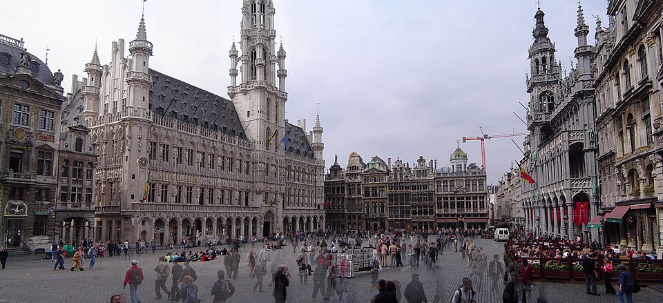 Fayl:Grand place brussels.jpg