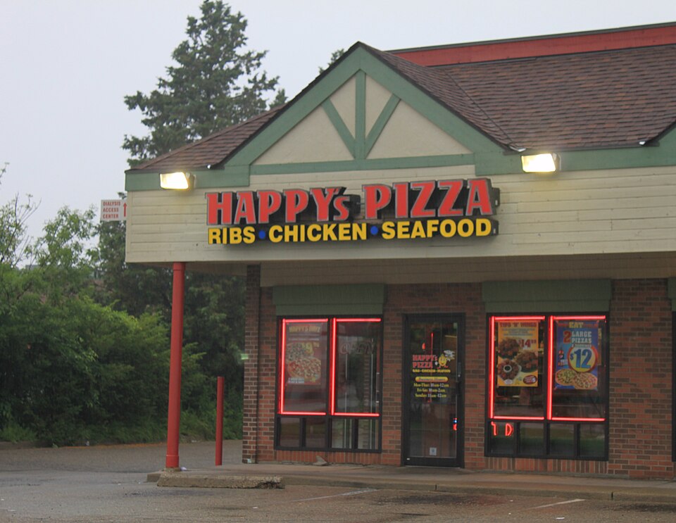Fayl:Happys Pizza Ypsilanti Twp. Michigan.JPG