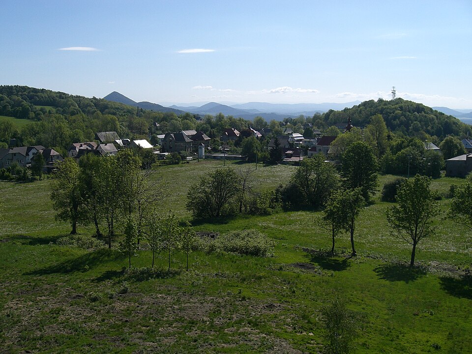 Fayl:Kamenický Šenov.jpg