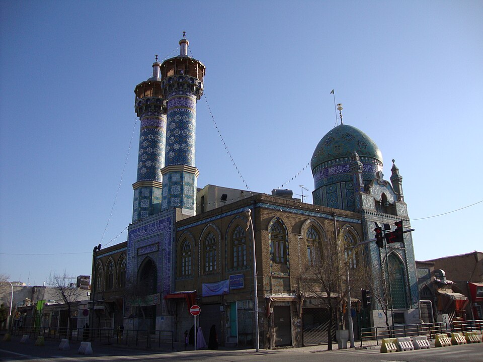 Fayl:Mausoleum of Yahya 01.jpg