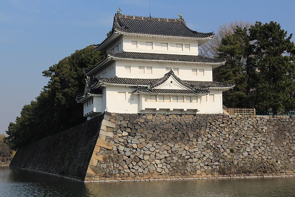Fayl:Northwest Turret (Nagoya Castle).JPG