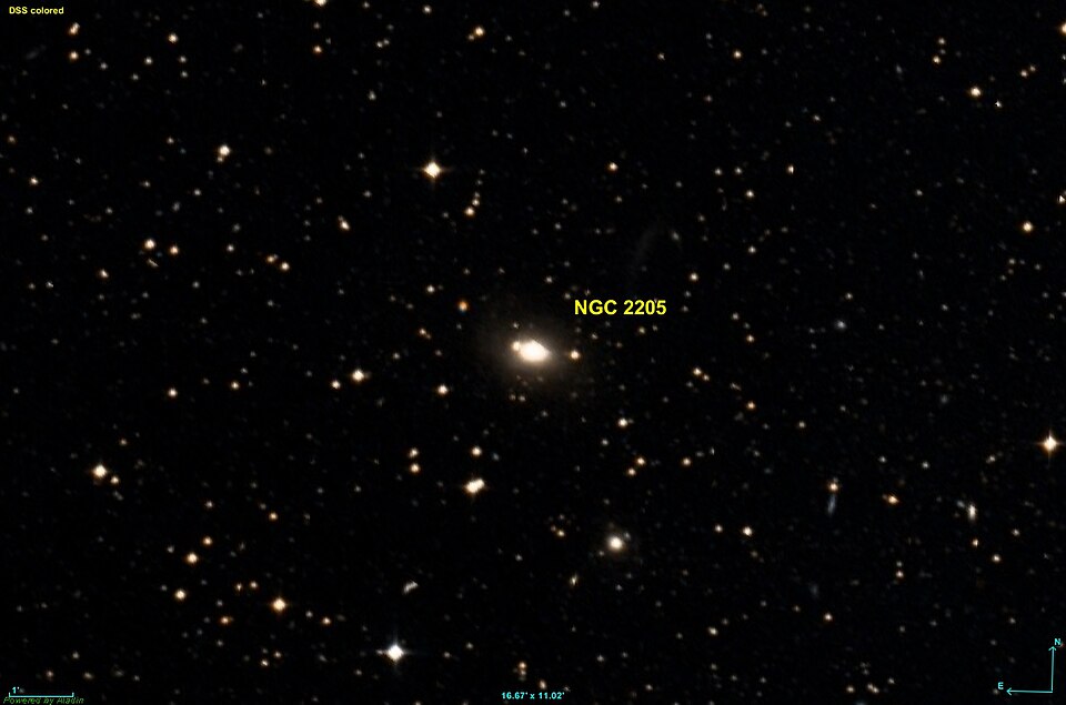 Fayl:NGC 2205 DSS.jpg