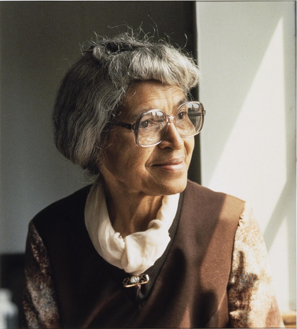 Fayl:Rosa Parks (13270402093) (cropped).jpg