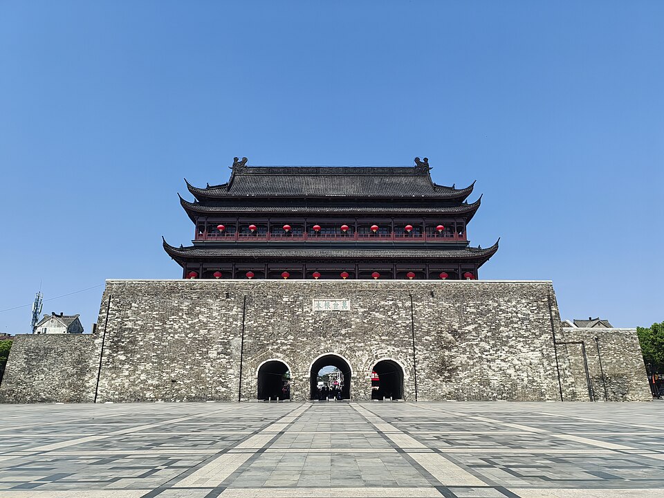 Fayl:20240807 Fengyang Gulou.jpg