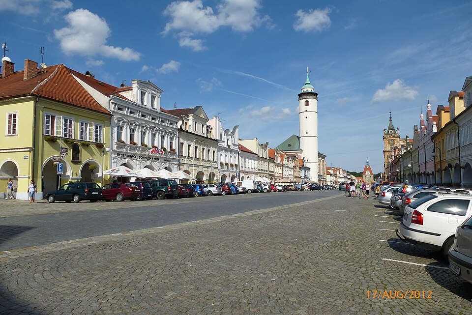 Fayl:Domazlice Marktplatz.JPG