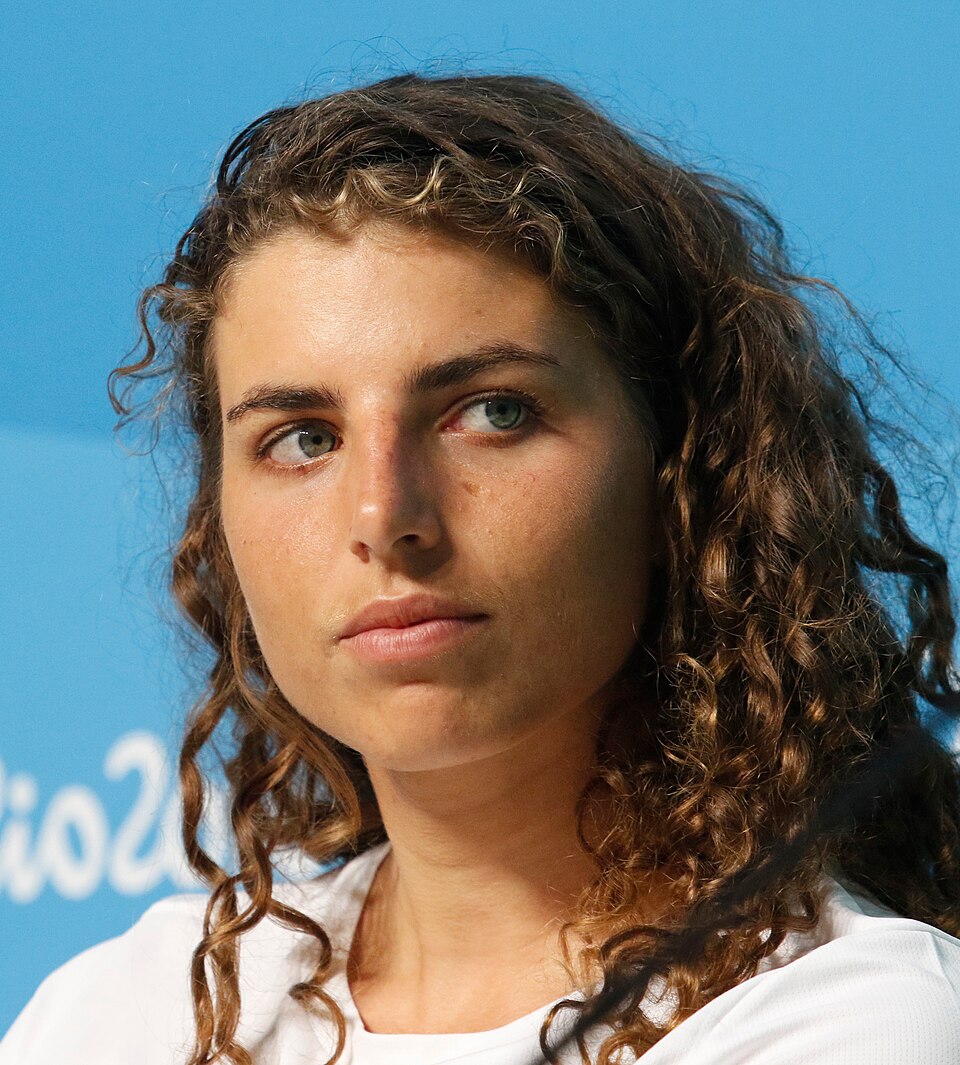 Fayl:Jessica Fox 2016.jpg