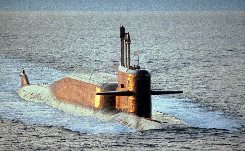 Fayl:Submarine Delta IV class.jpg