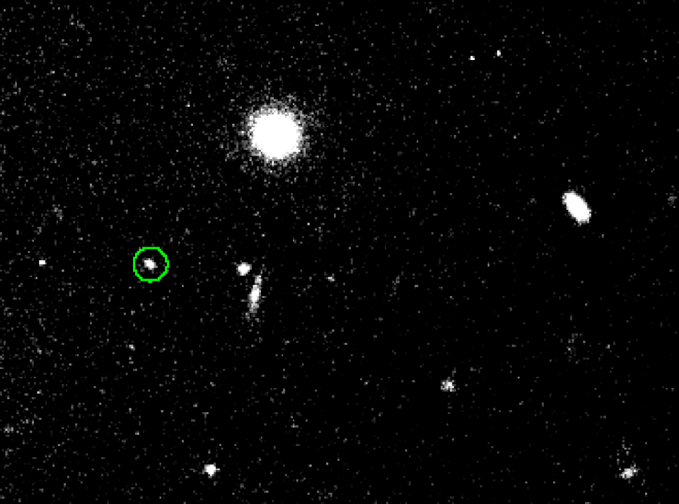 Fayl:2010 J 1 CFHT image.gif