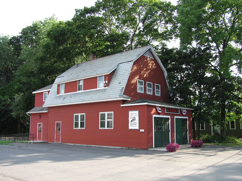 Fayl:A.F.D No. 3, Agawam MA.jpg