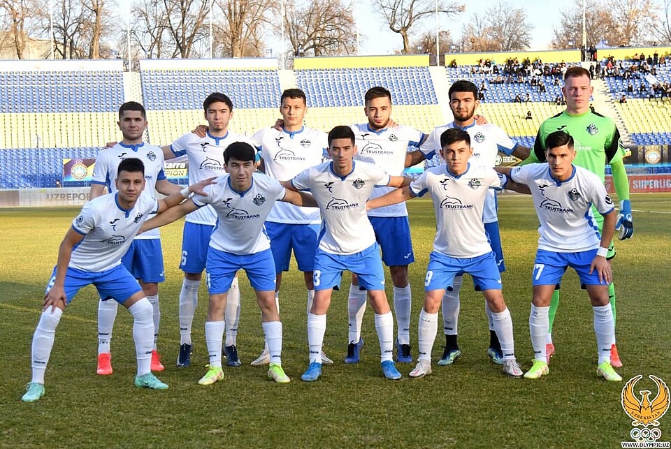 Fayl:FC Olympic Tashkent in 2021.jpg