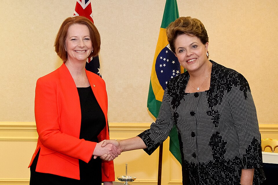 Fayl:Julia Gillard and Dilma Rousseff.jpg