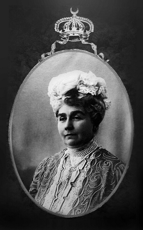 Fayl:Khediva-emina-wife-of-khedive-tewfik-royal-egypt.jpg
