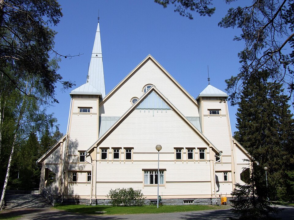 Fayl:Oulujoki Church 20060613.JPG