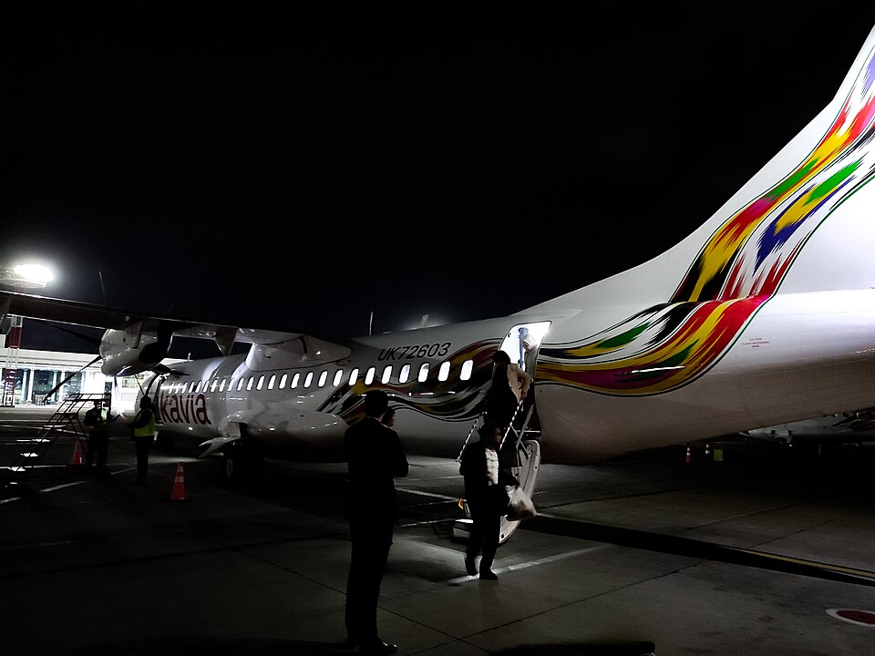 Fayl:Silk Aviа's ATR 72-600.jpg