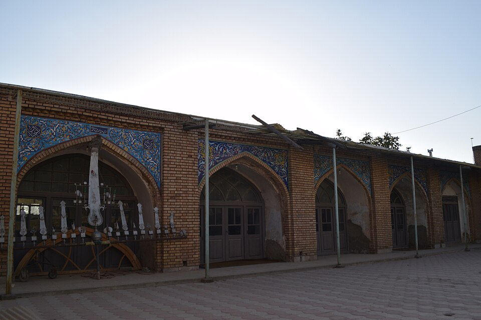 Fayl:مسجد جامع رادکان.jpg