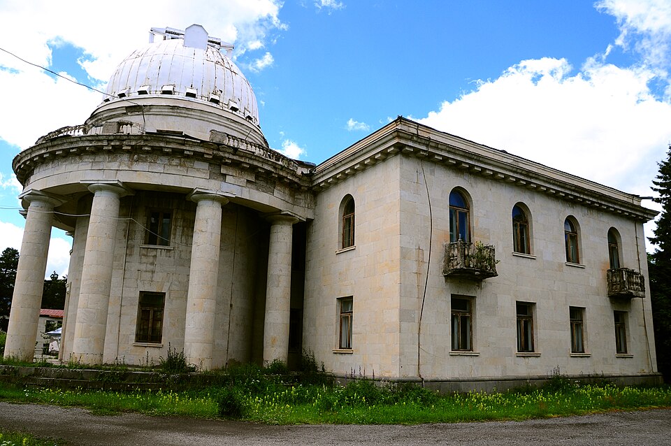 Fayl:Abastumani (14715217071).jpg