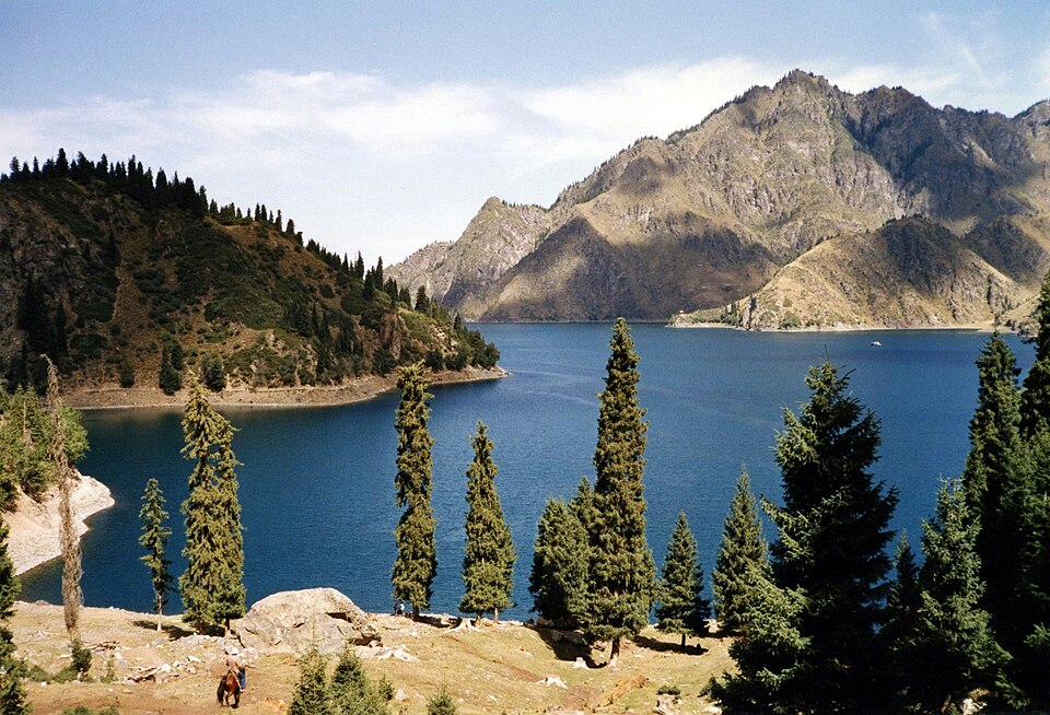 Fayl:Tianchi Lake.jpg