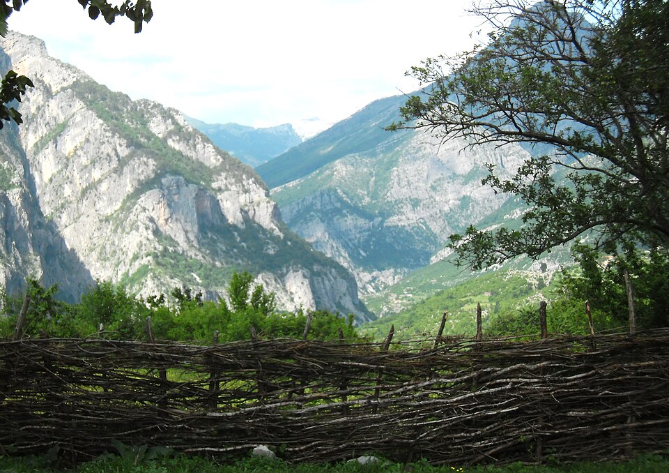 Fayl:Broja 11.JPG