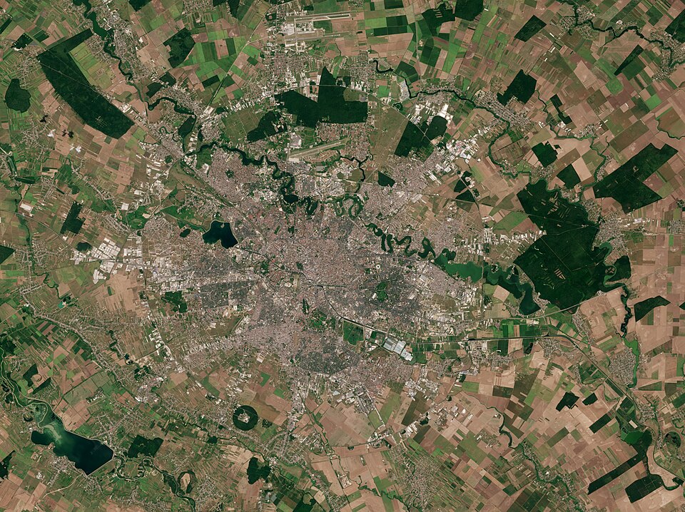 Fayl:Bucharest by Sentinel-2, 2020-07-29.jpg