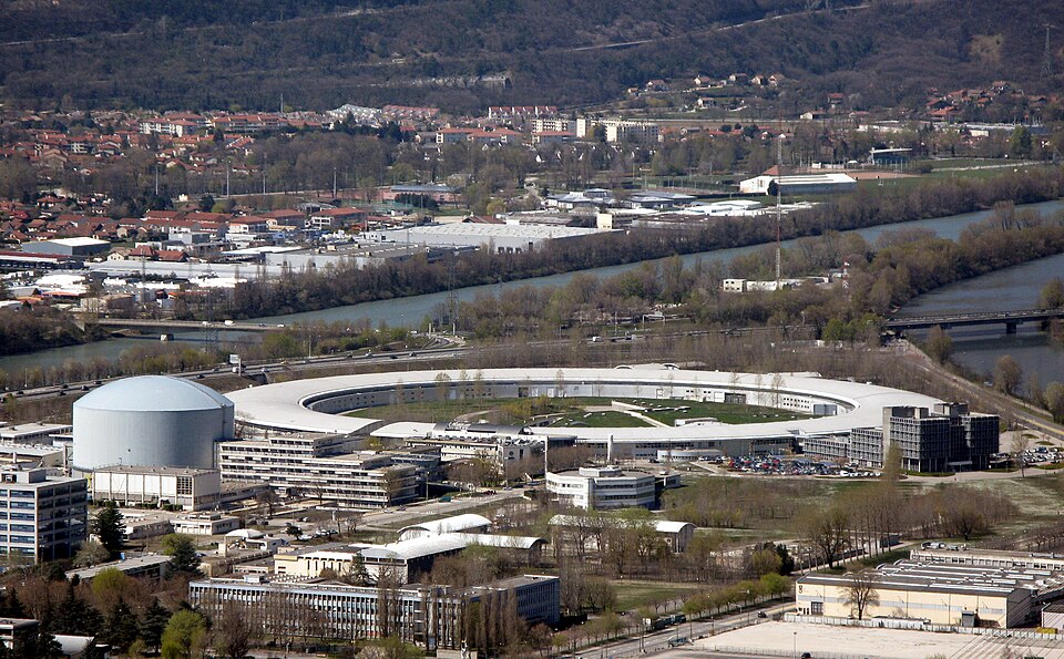 Fayl:ESRF img 0852.jpg