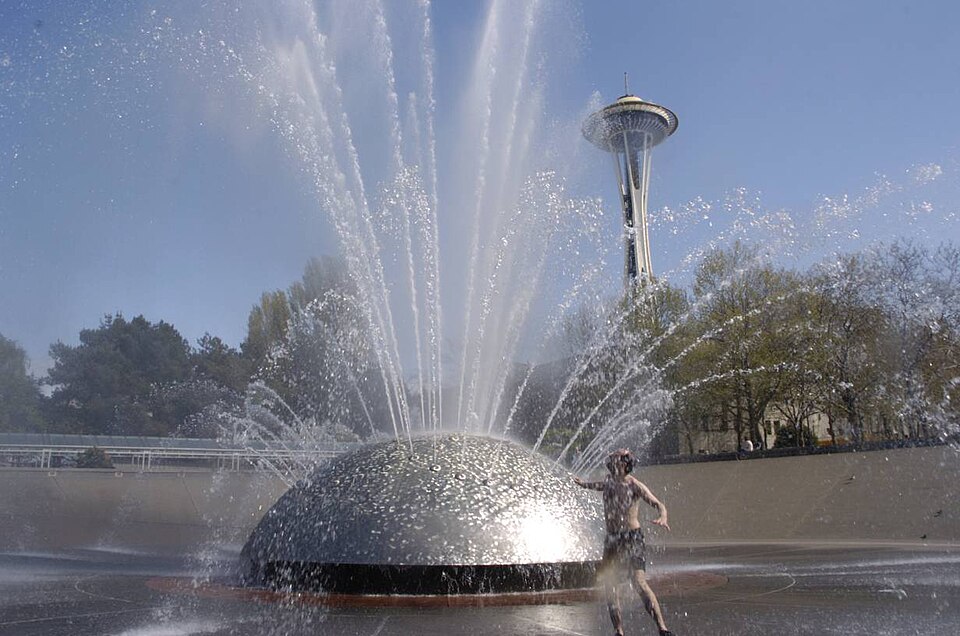 Fayl:Internationalfountain.jpg
