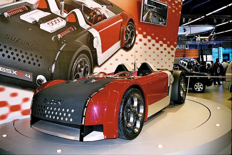 Fayl:Salon-de-lauto-2002-suzuki.jpg