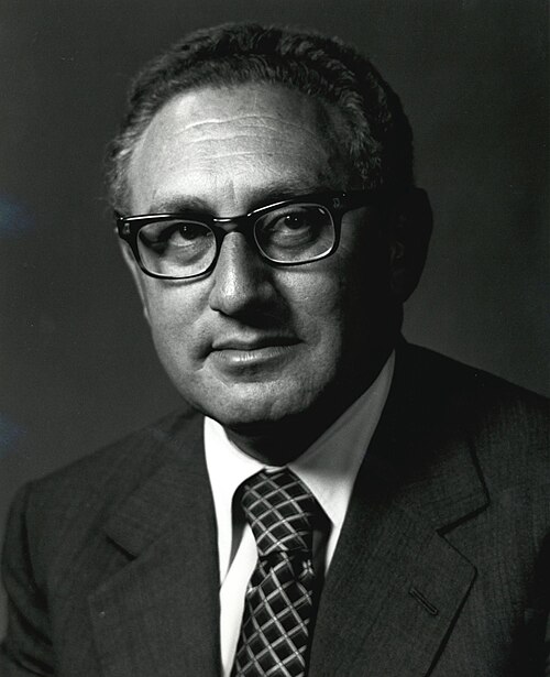 Fayl:Henry A Kissinger.jpg