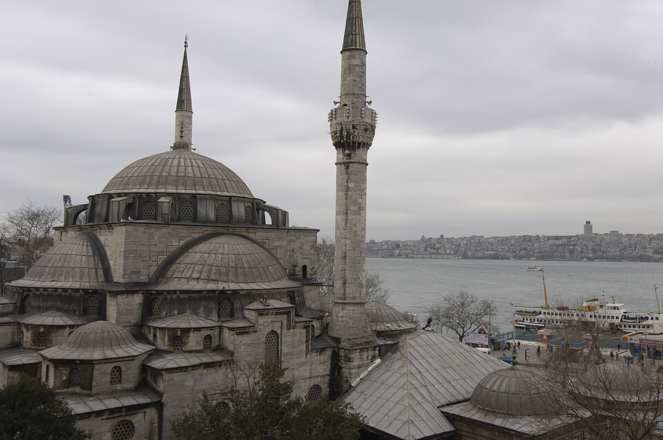 Fayl:Mihrimah Sultan Mosque Uskudar 0466.jpg