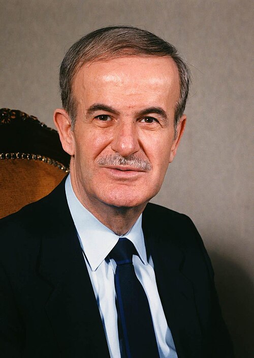 Fayl:Hafez al-Assad official portrait.jpg