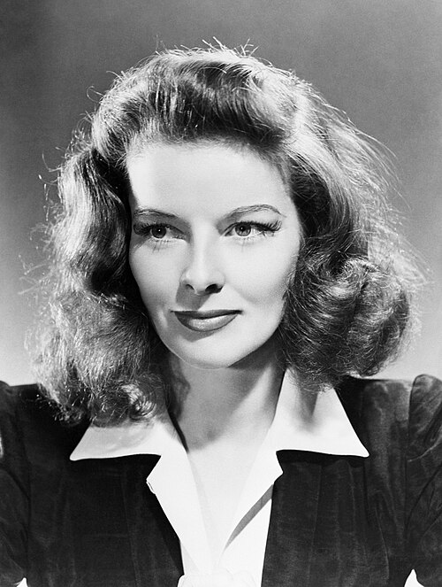 Fayl:Katharine Hepburn publicity photograph.jpg