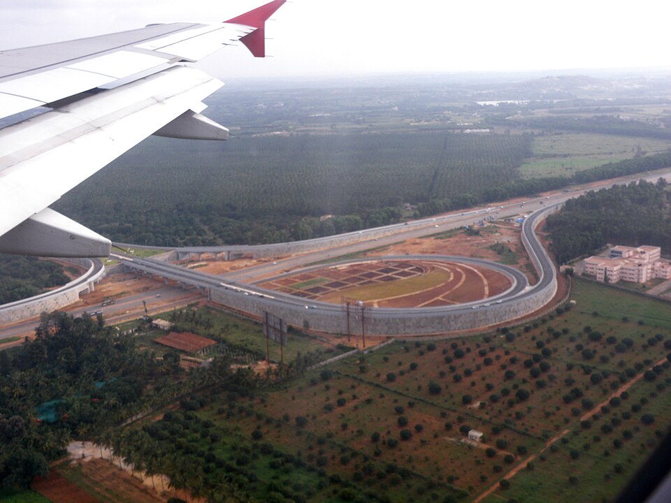 Fayl:BIAL trumpet interchange.JPG