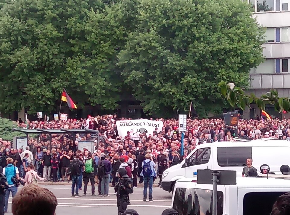 Fayl:Demonstration Chemnitz 2018-08-27.jpg