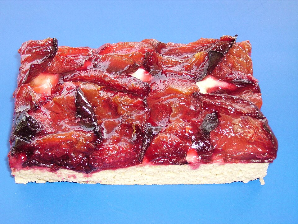Fayl:Ein Stueck Pflaumenkuchen.jpg
