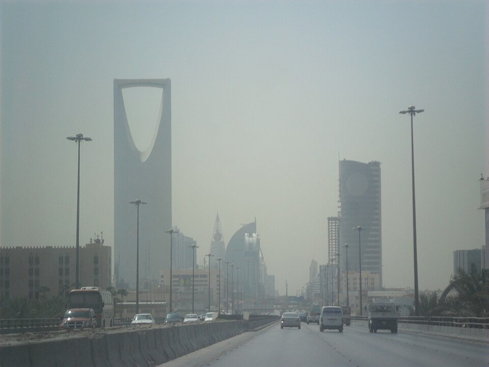 Fayl:KING FAHD ROAD, OLAYA, RIYADH.JPG