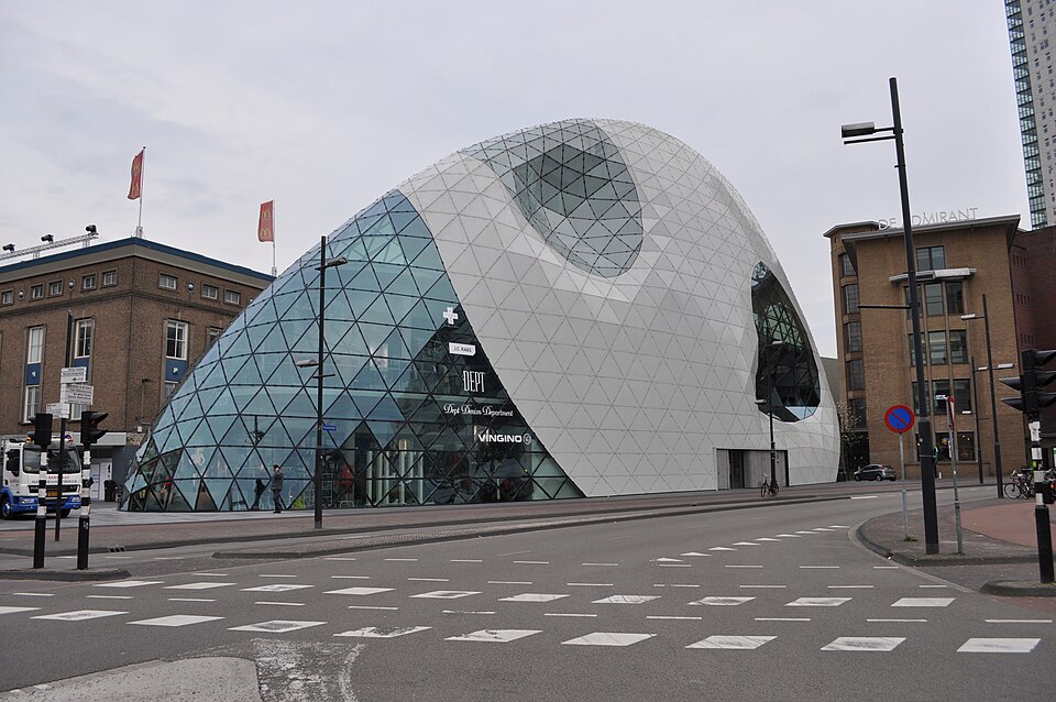 Fayl:The Blob in Eindhoven, Netherlands.jpg