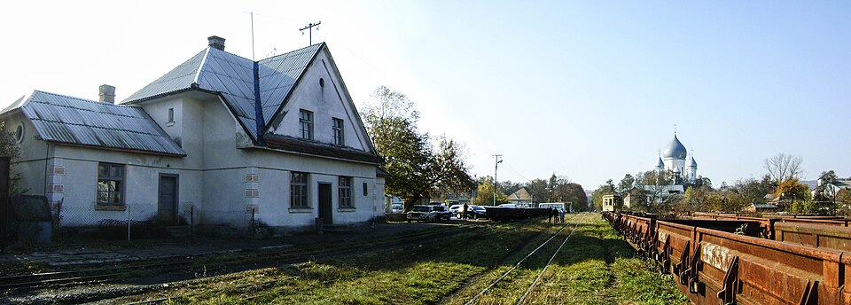 Fayl:Залізнична станція Іршава 2011 рік.jpg