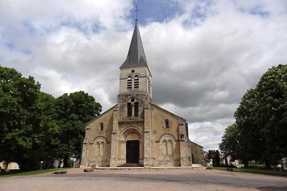 Fayl:Eglise Notre-Dame - Boucé (Allier).jpg