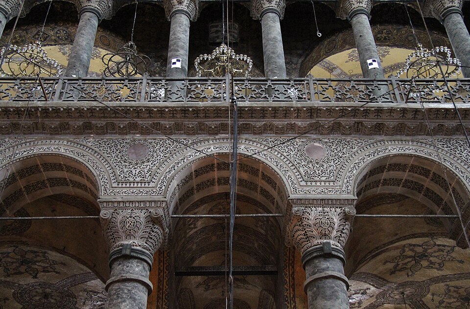 Fayl:Hagia Sophia - Arkaden 01.jpg