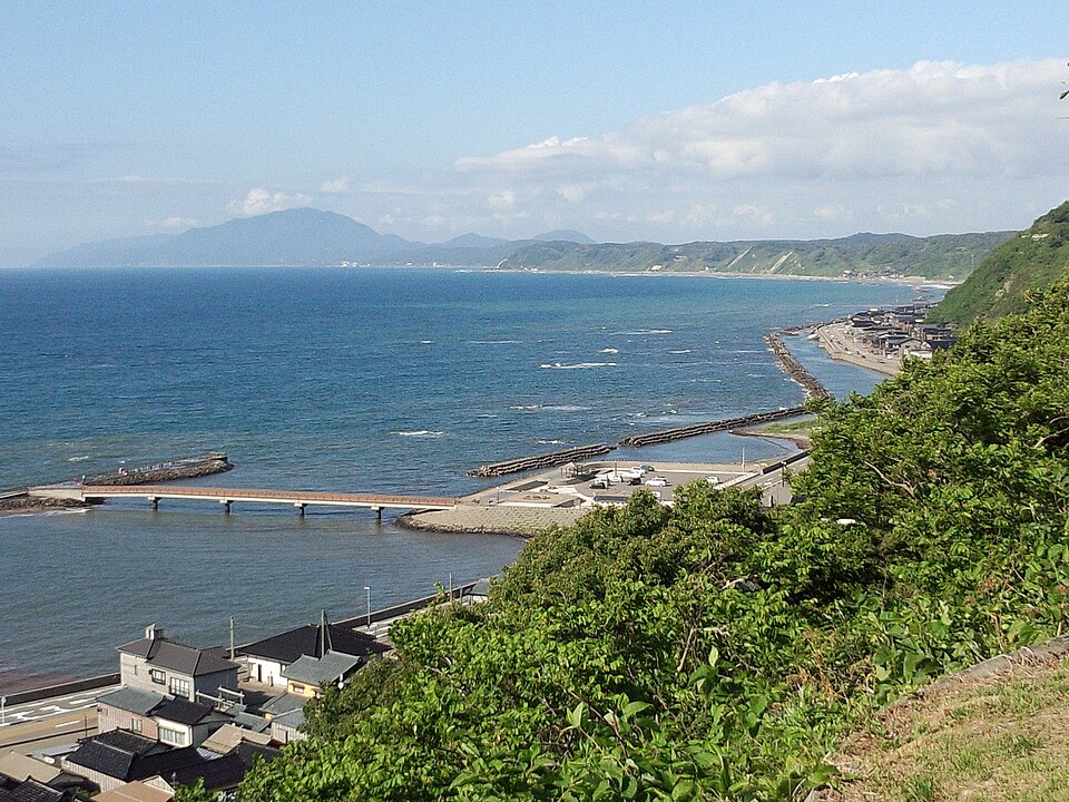 Fayl:Izumozaki-tsumairi.jpg