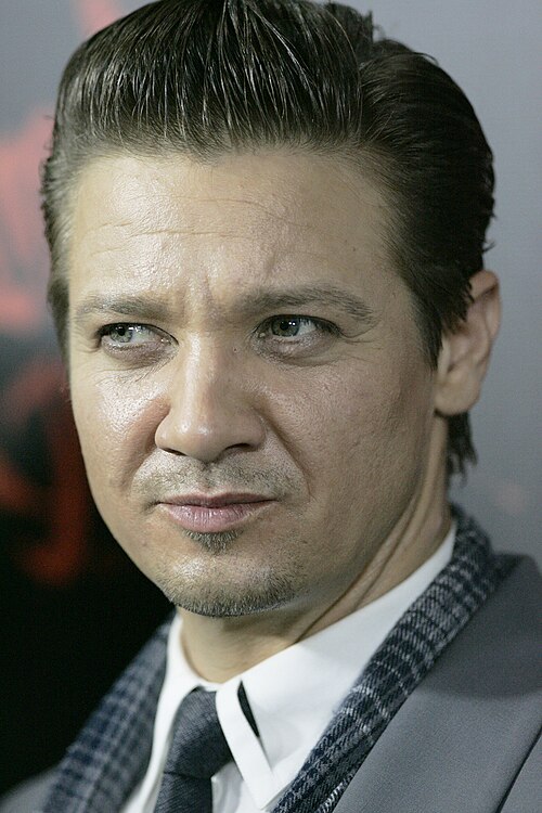 Fayl:Jeremy Renner (8426813772).jpg